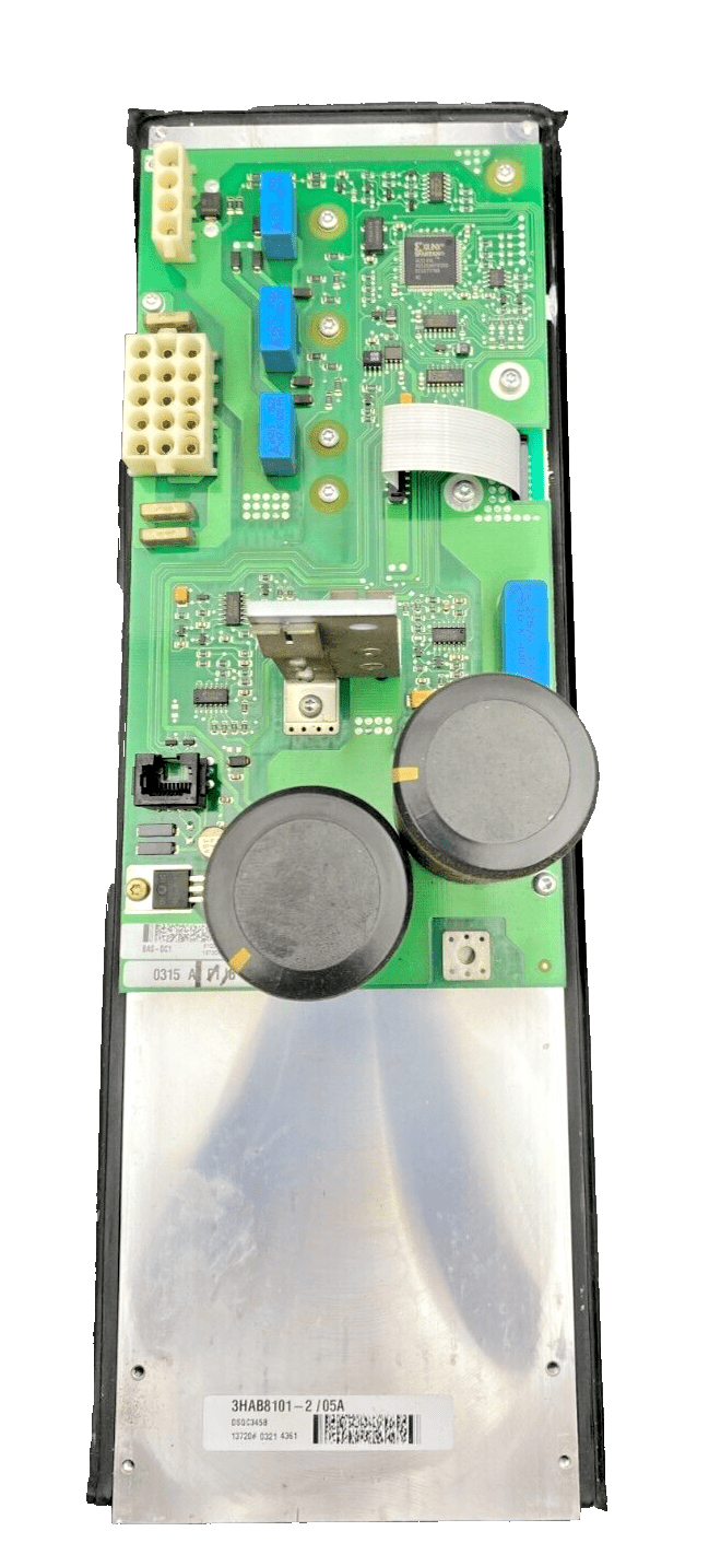 ABB DSQC345B 3HAB8101 - 2/05A SERVOREGULATEUR - KLR Automation