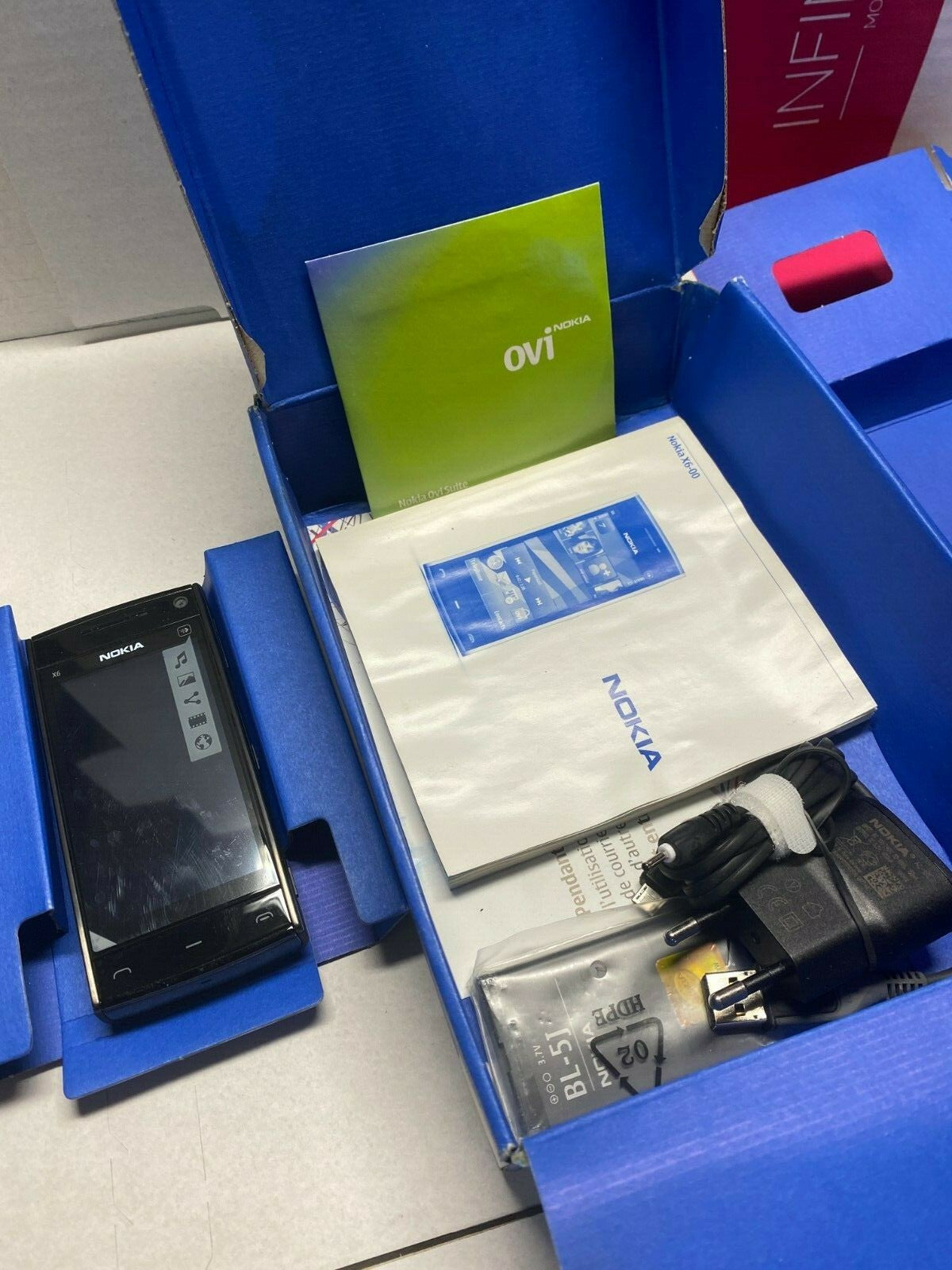 NOKIA X6-00 16GB Mobile Phone Old Stock Rare collectors Mobile Phone Cell 2