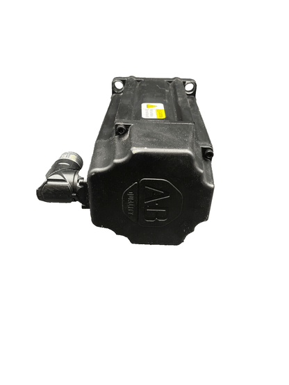 ALLEN BRADLEY VPL - B1153F - CJ12AA SERIE A 3 PHASE 5000 RPM AC SERVO MOTOR KINETIX - KLR Automation