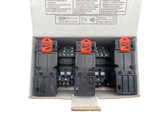 8pc x SCHNEIDER ELECTRIC RXZE2M114 940424 ZELIO RELAY EMBASE SIMPLE