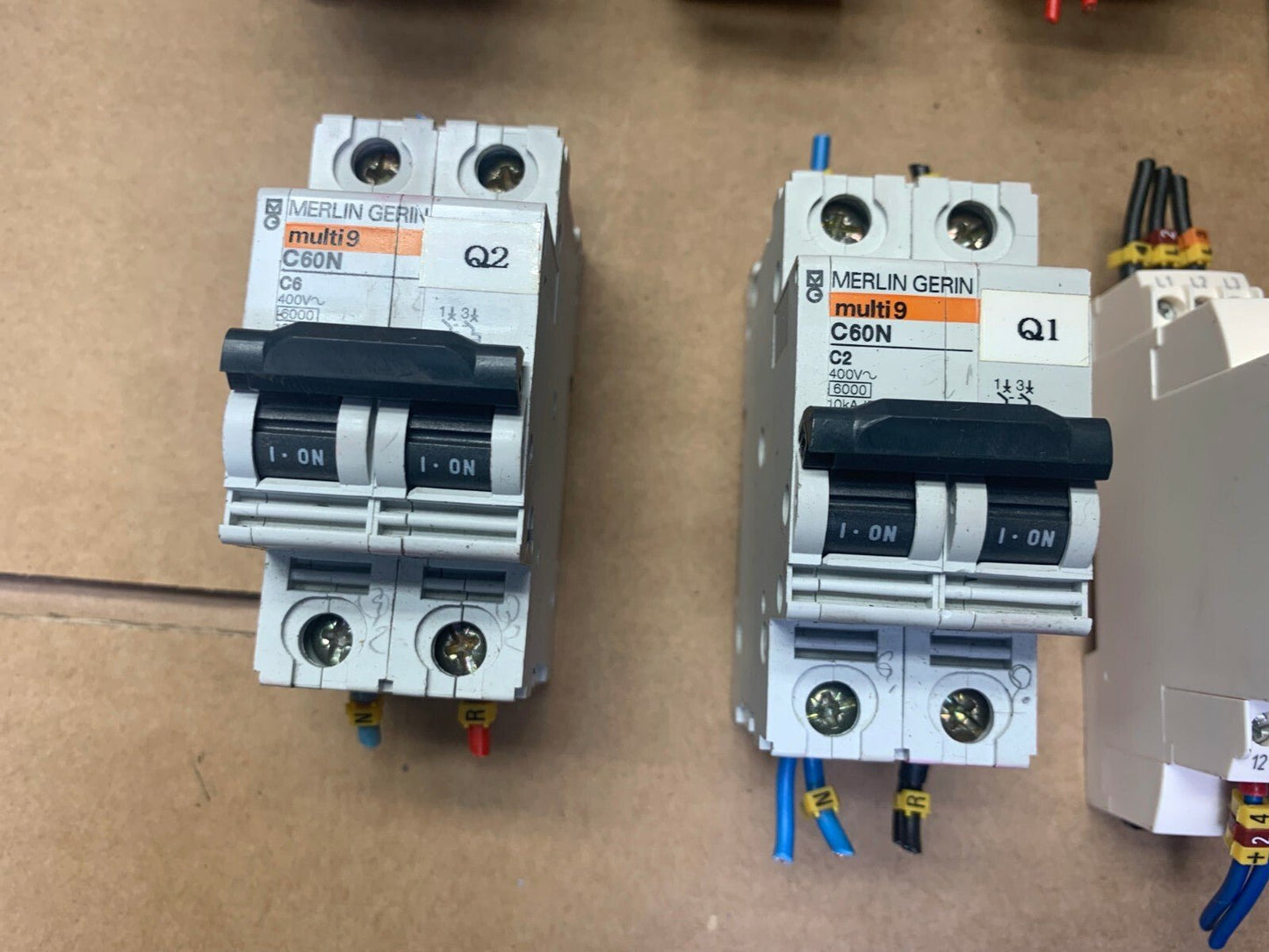 Lot de 12 pc x TELEMECANIQUE ...CAD32 + GV2ME07 +C60N + GK1 Contactor - KLR Automation