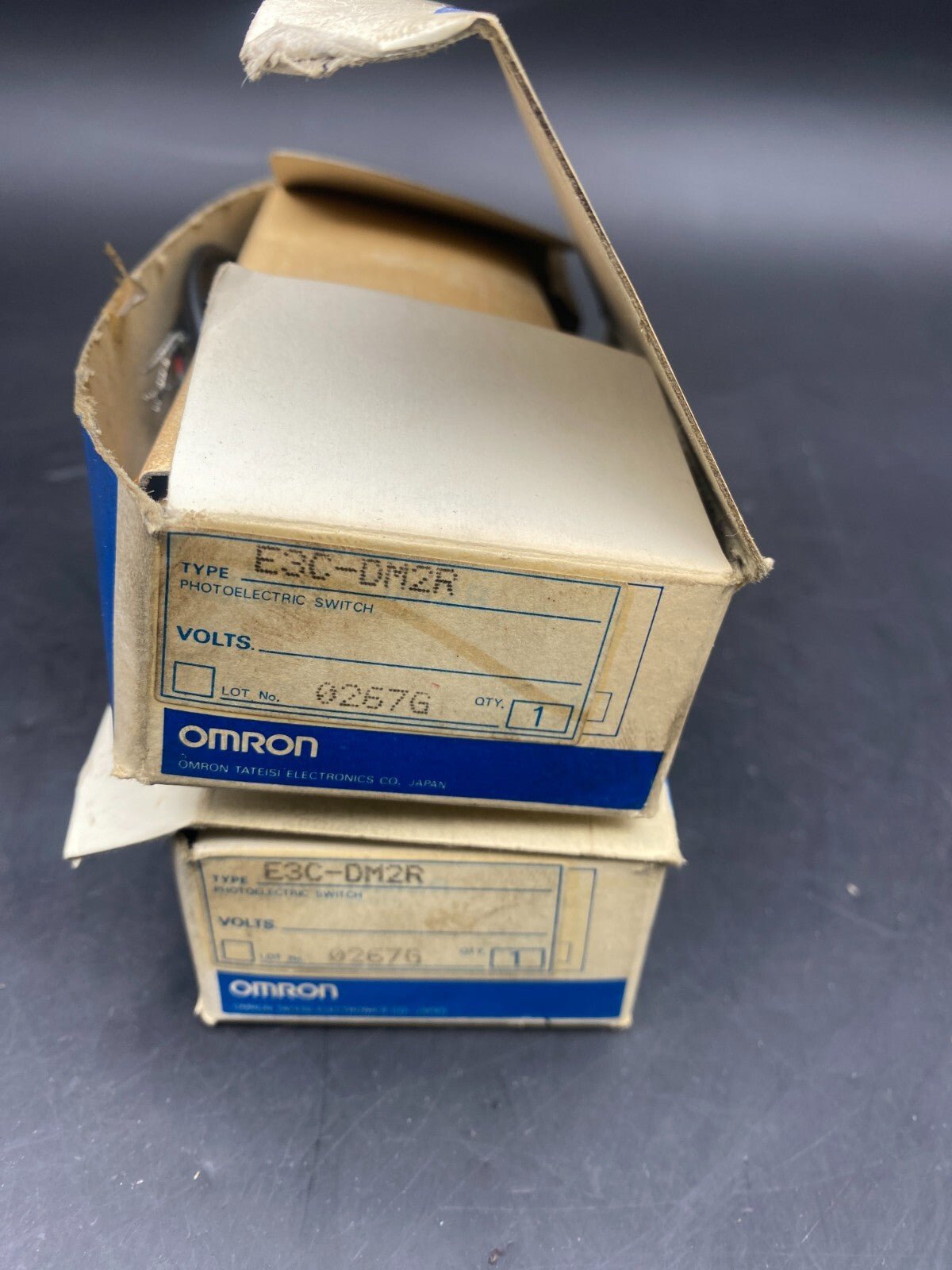 1pc x OMRON E3C - DM2R PHOTOELECTRIC SWITCH SENSOR - KLR Automation