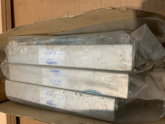  Old Stock  New 4 pc x  Festo 11902 Prs-1/8-6 B Manifold Block