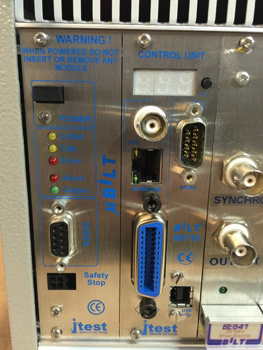 High - End Modular DC Voltage Source BILT Test fréquence substrat semiconducteur - KLR Automation