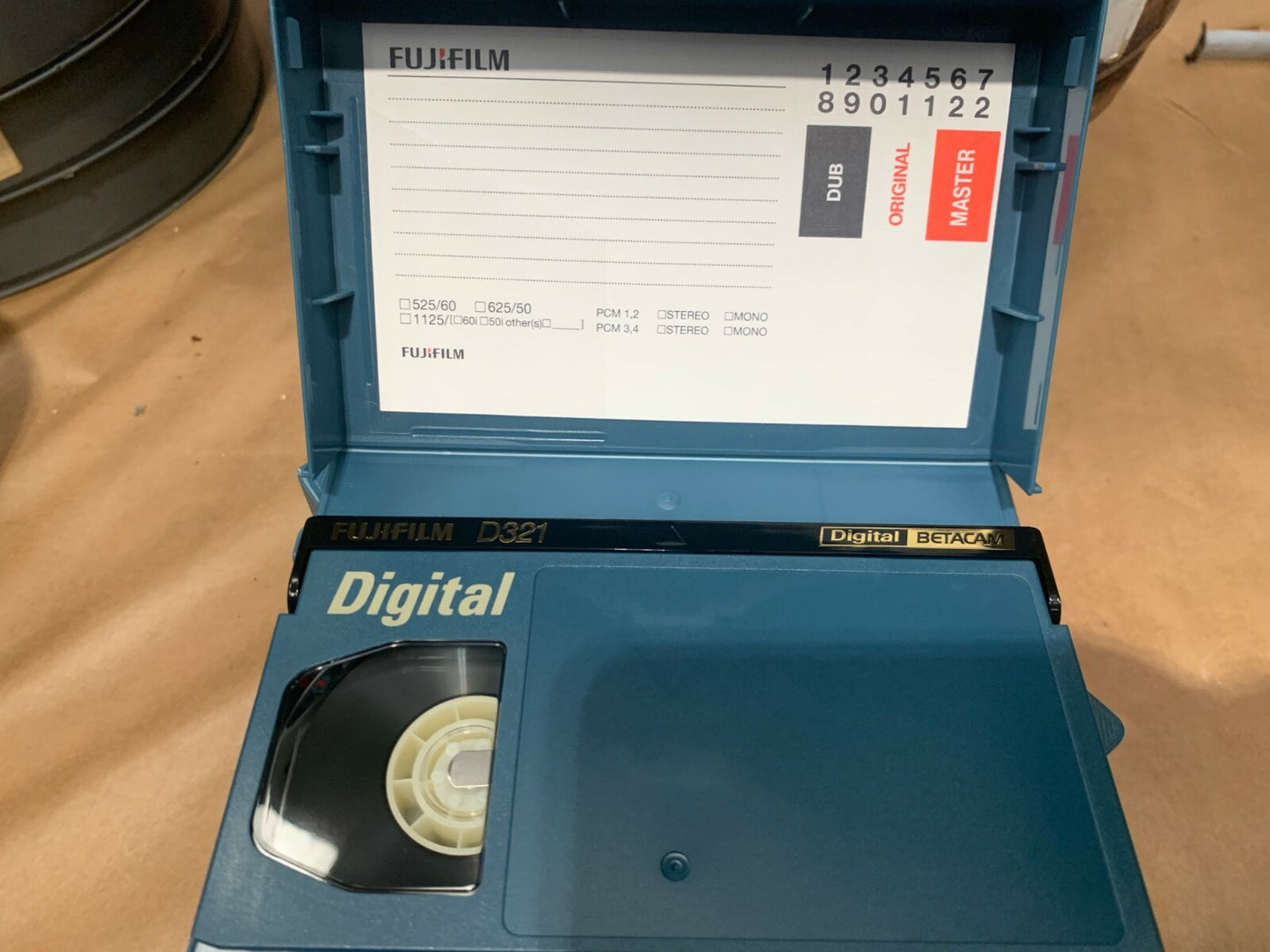5 X  FujiFilm Digital BETACAM Tapes D321 D32