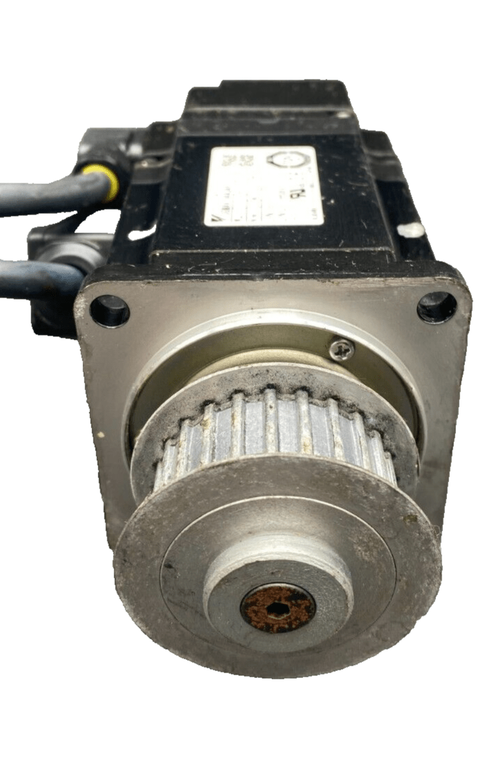 OMRON SGMAV - 04A3A61 400W 200V 2.6A 1.27 Nm 3000 tr/min 3PH AC + CABLE 5M x1pc - KLR Automation