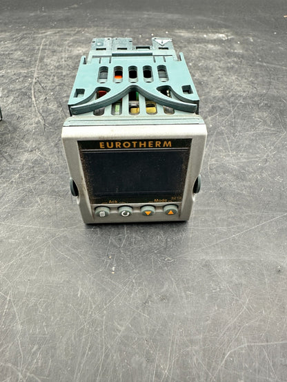 Eurotherm 3216i/AL MH /LRXX /X /4XL /S /ENG /FRA /XX /XXXXX IXXXXX | XXXXXIXXX - KLR Automation