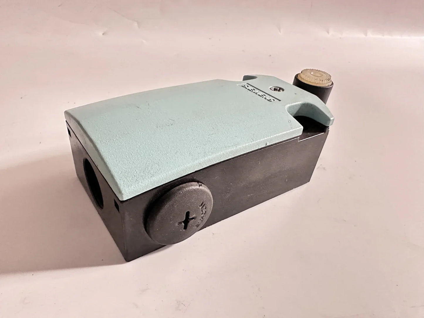 s-l1600_5c04f8cb-8427-4876-80cf-86131de9483e - KLR Automation