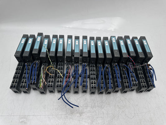 Siemens 6ES7 131-4BD01-0AA0 Digital Input Module + Base unit x17pc — Occasion