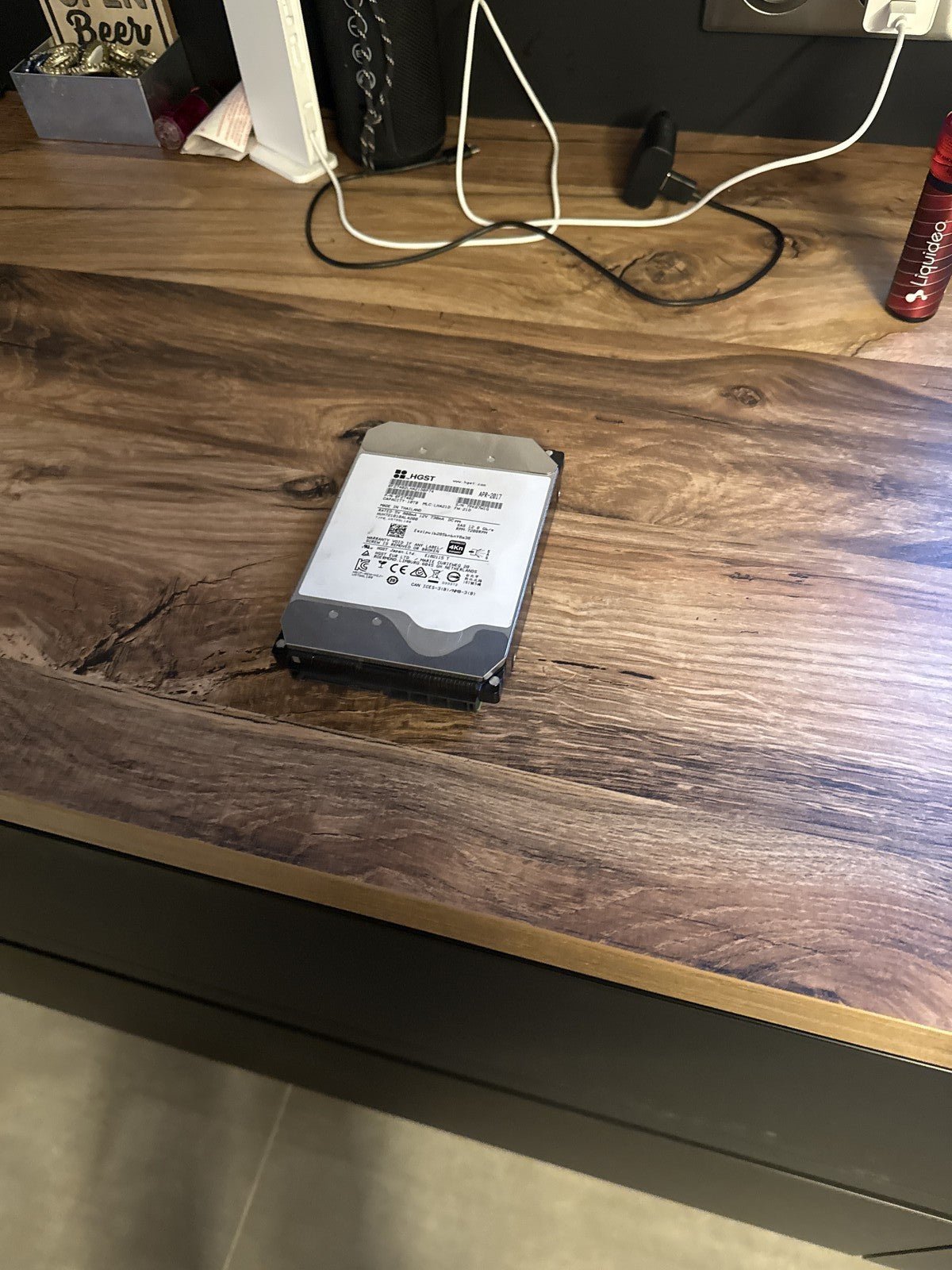 Disque dur interne 4 To HGST SATA 7200 RPM 12V 3.5 pouces - KLR Automation