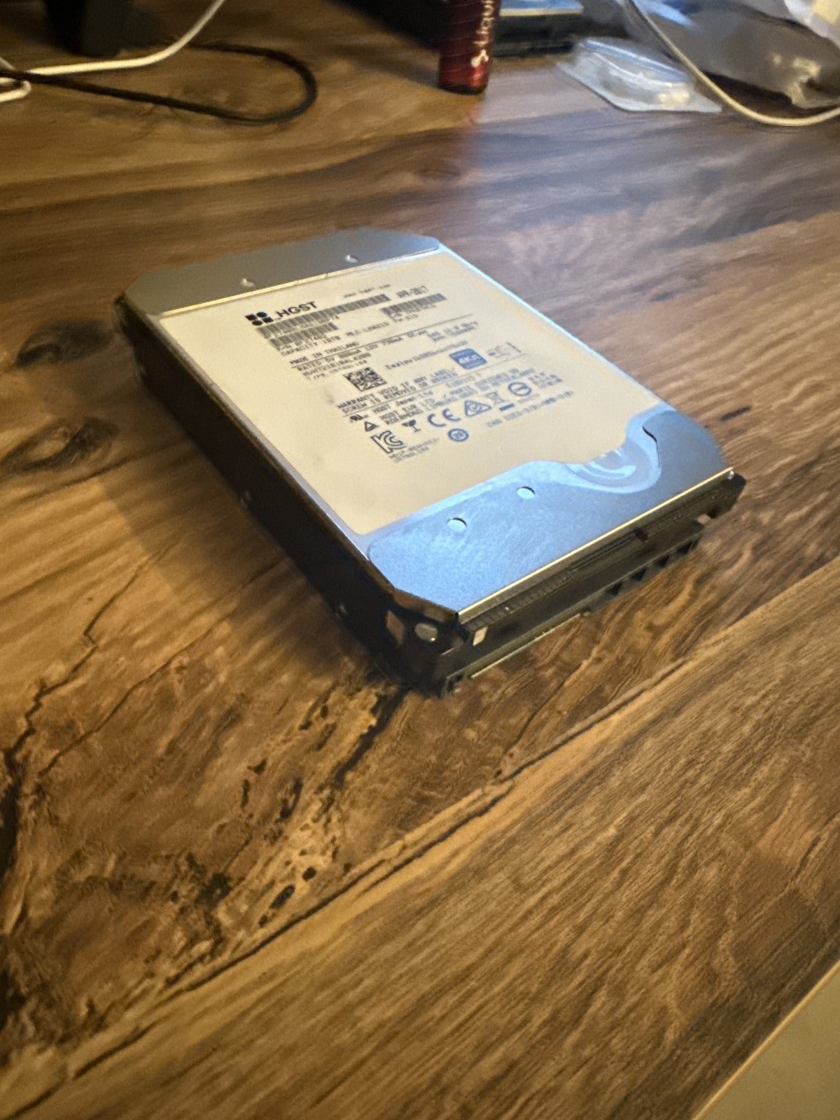 Disque dur interne 4 To HGST SATA 7200 RPM 12V 3.5 pouces - KLR Automation