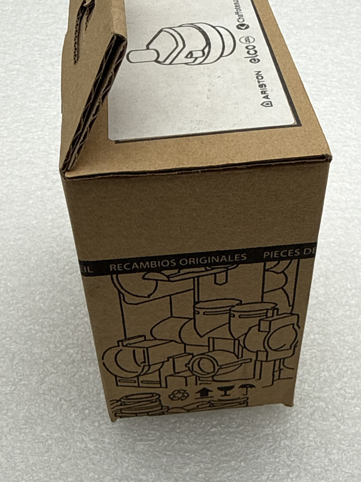 Ensemble Tête de Dégazeur Ariston Chaffoteaux 61304608 - KLR Automation